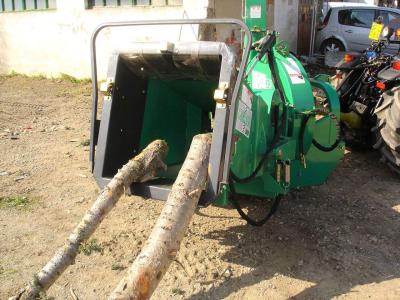Gior 3300 PROFESSIONALE - DIAMETRO CM 30 - 10 QLI/H - PRESA FORZA TRATTORE en vente par Giordano Srl