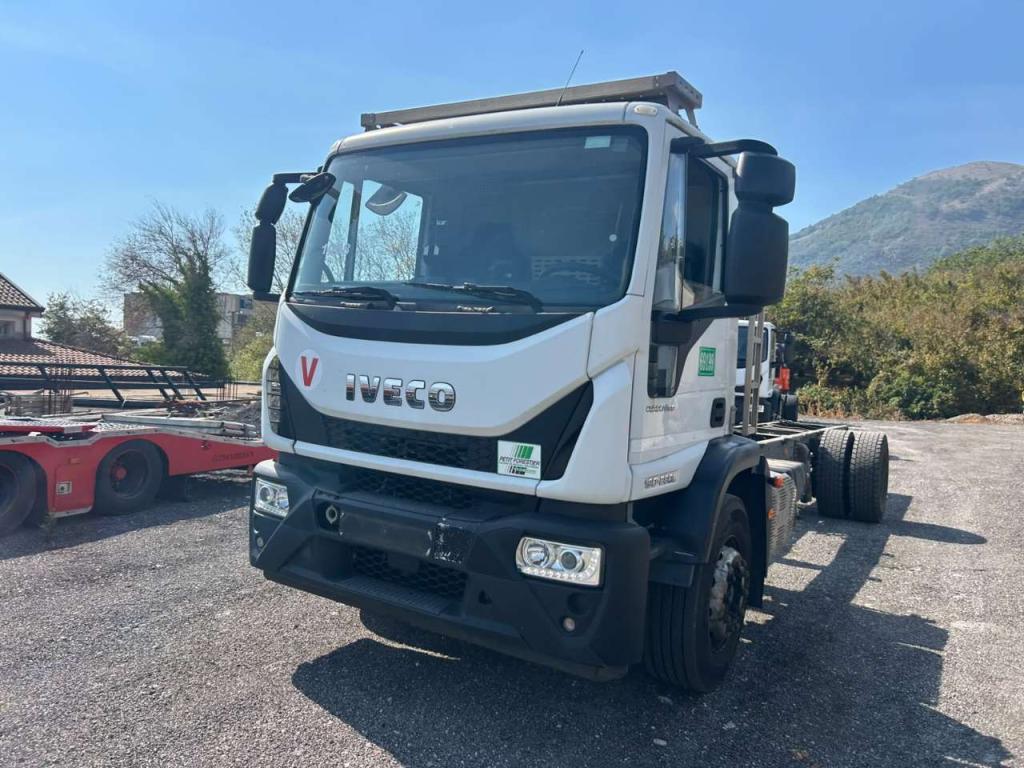 Iveco EUROCARGO CUBE 190-280L Photo 3
