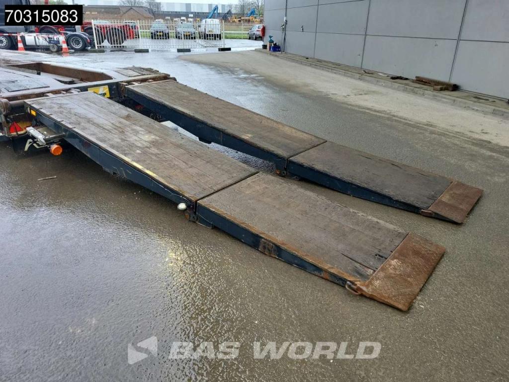 Faymonville F-S44-1ALN Extendable Ramps Steering Axle Photo 18