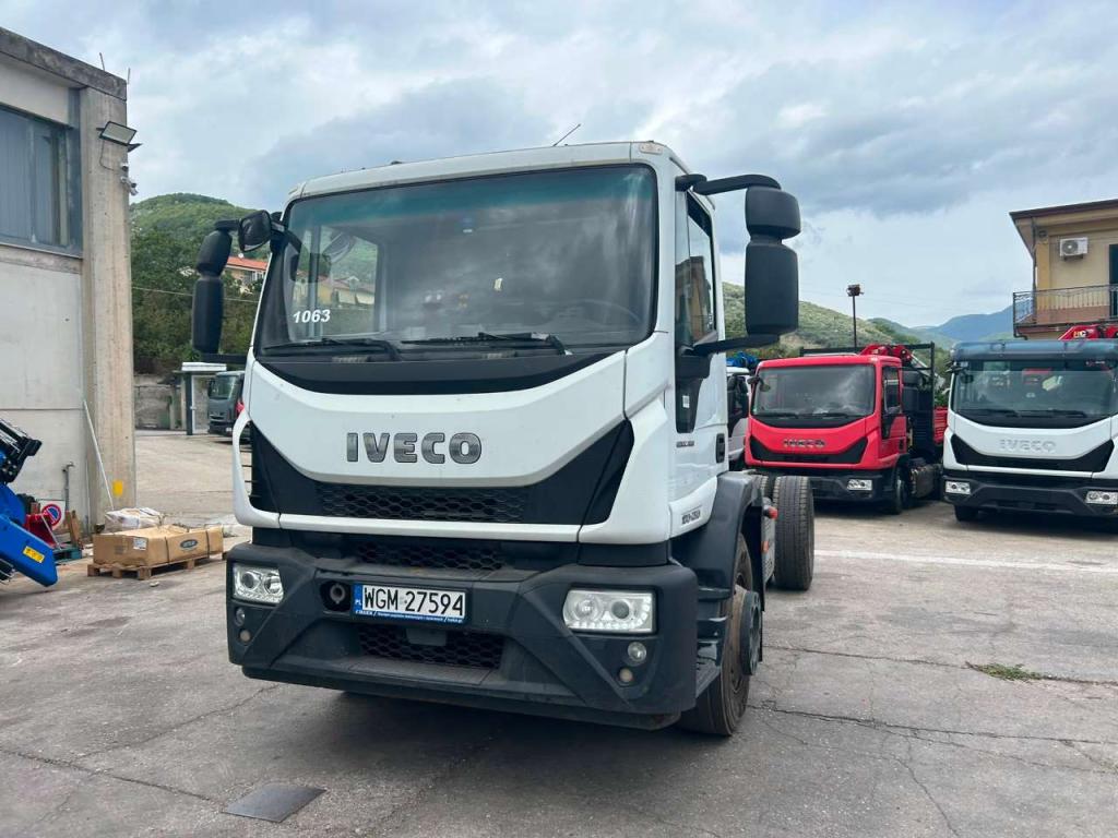 Iveco EUROCARGO 180-250 Photo 6