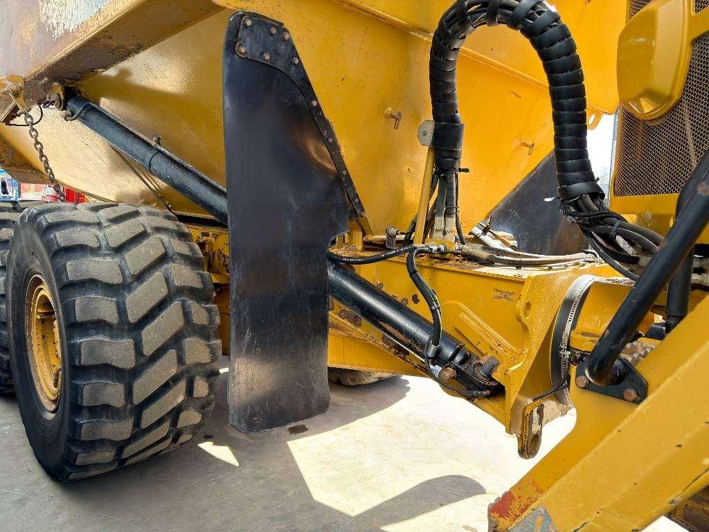 Caterpillar 730C2 Photo 15