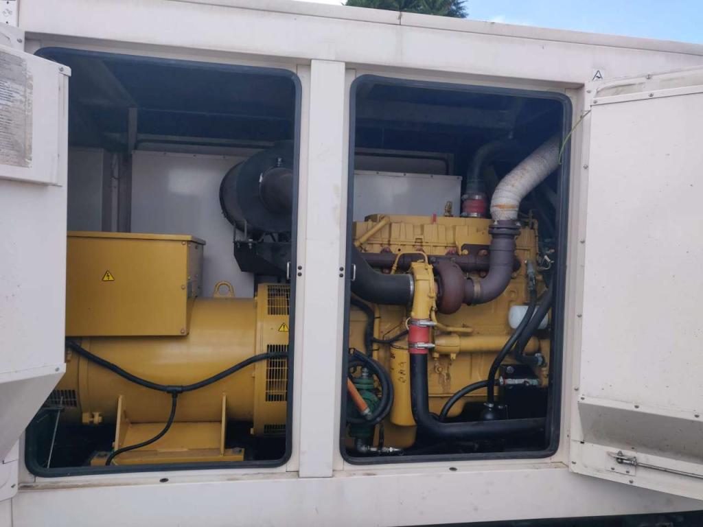Caterpillar 200 kVA Photo 10