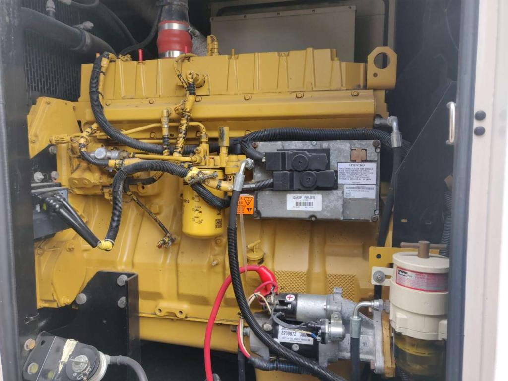 Caterpillar 200 kVA Photo 12