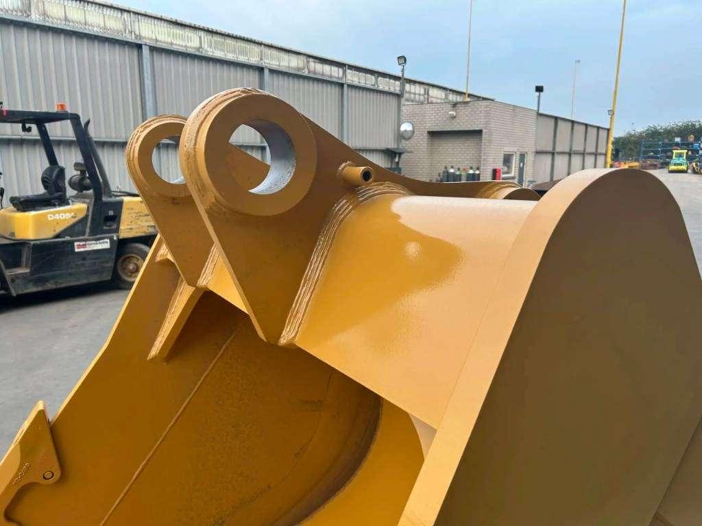 Caterpillar 345D - TB Rock Bucket Photo 4