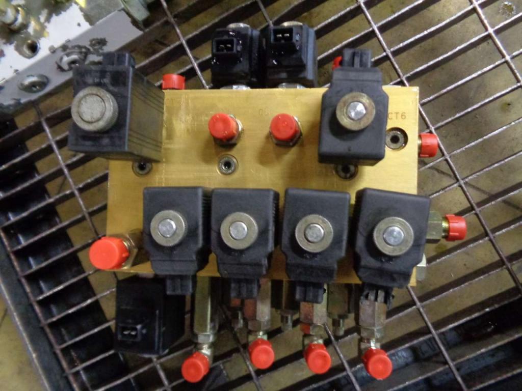Électrovalve pour JCB JS 200W Photo 4