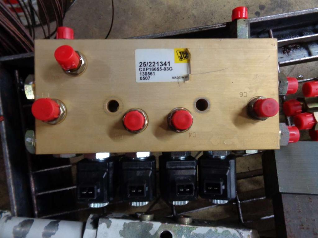 Électrovalve pour JCB JS 200W Photo 6