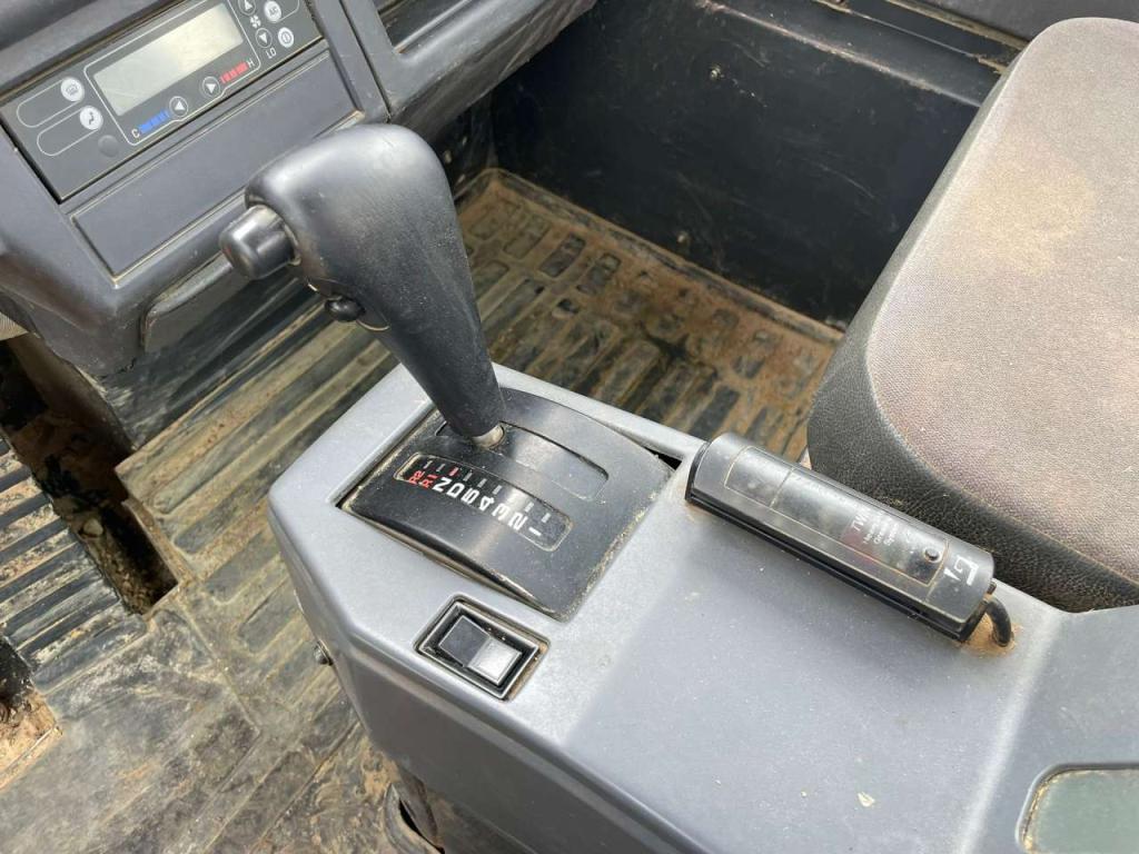 Komatsu HM300 Photo 21