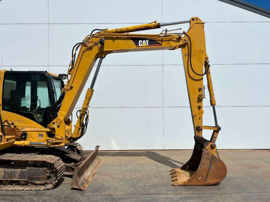 Caterpillar 307C - Blade / Quick Coupler / Climate Control Photo 10