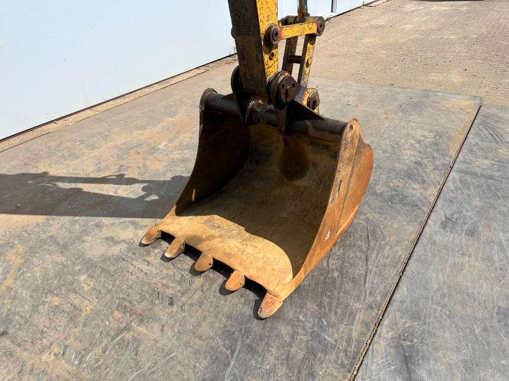 Caterpillar 307C - Blade / Quick Coupler / Climate Control Photo 11