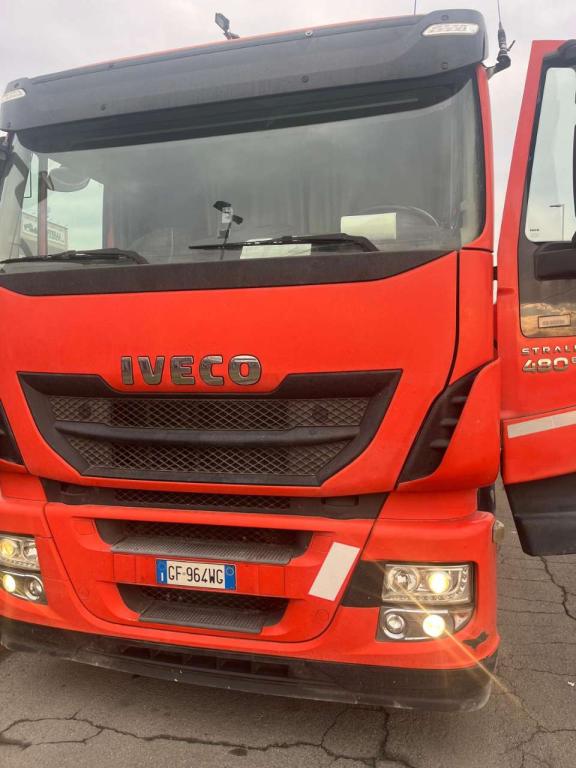 Iveco AT440S48 T Photo 1