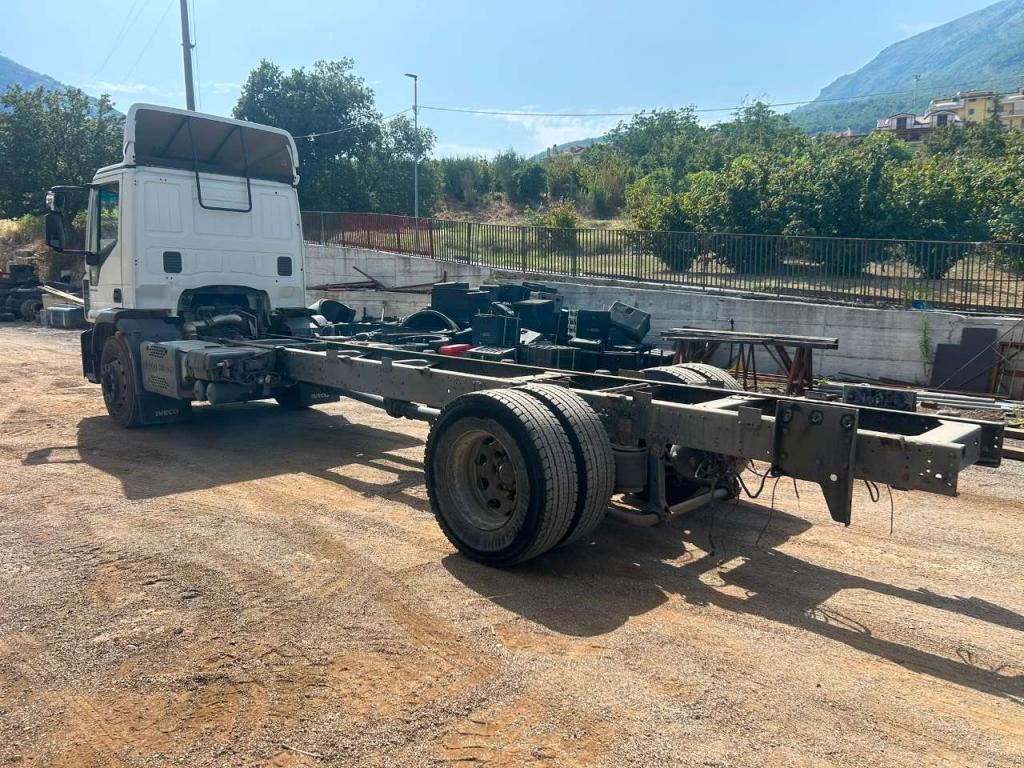 Iveco EUROCARGO 180-250 Photo 24