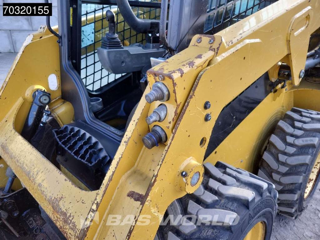 Caterpillar 226 D3 Photo 13