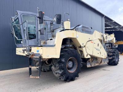 Wirtgen WR2400 en vente par Smitma B.V.
