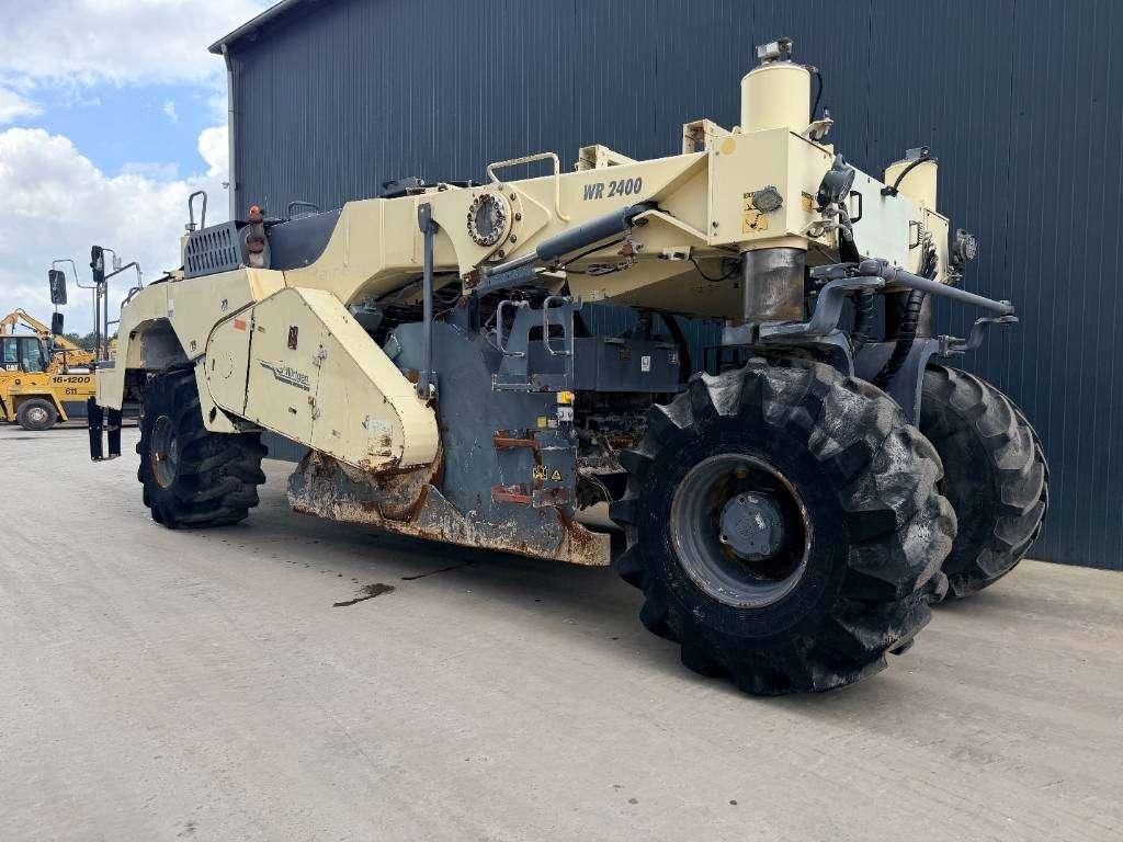 Wirtgen WR2400 Photo 4