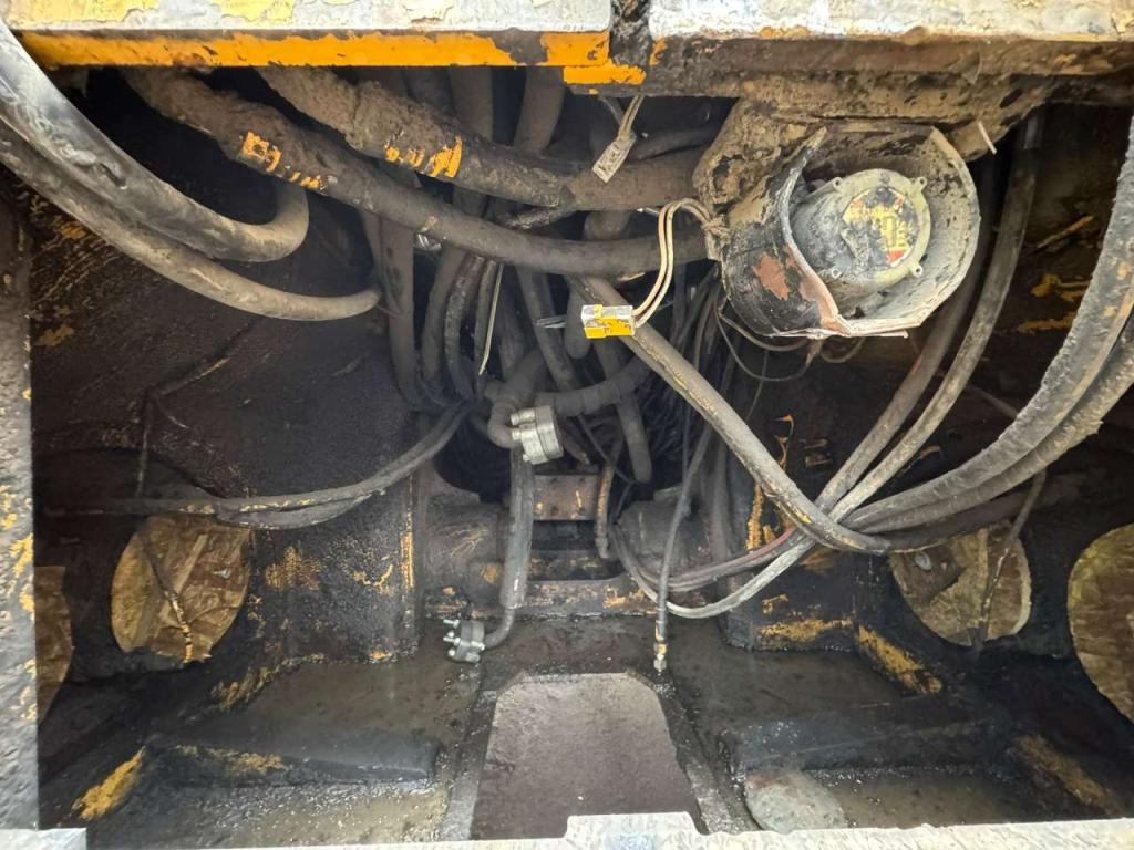 Liebherr PR752 | Spare parts only Photo 23