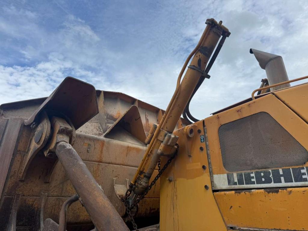 Liebherr PR752 | Spare parts only Photo 8