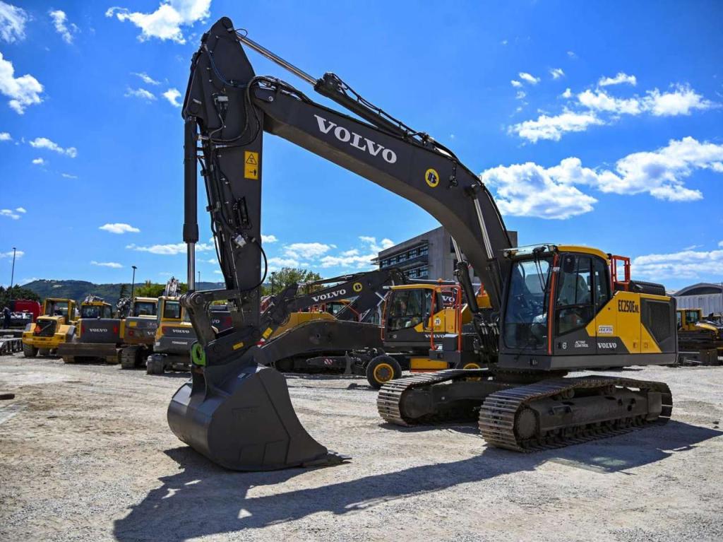 Volvo EC250ENL Photo 10