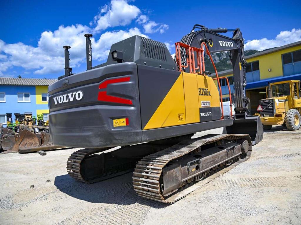 Volvo EC250ENL Photo 6