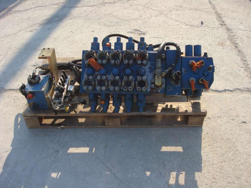 Distributeur hydraulique pour Fiat Hitachi 150W3 Photo 7