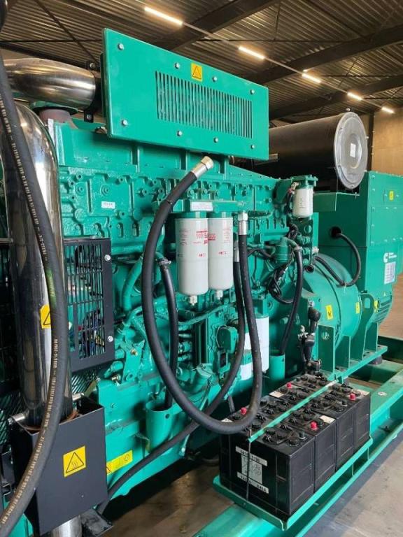 Cummins C900D5 - 900 kVA Surplus Genset - DPX-18527-O Photo 12