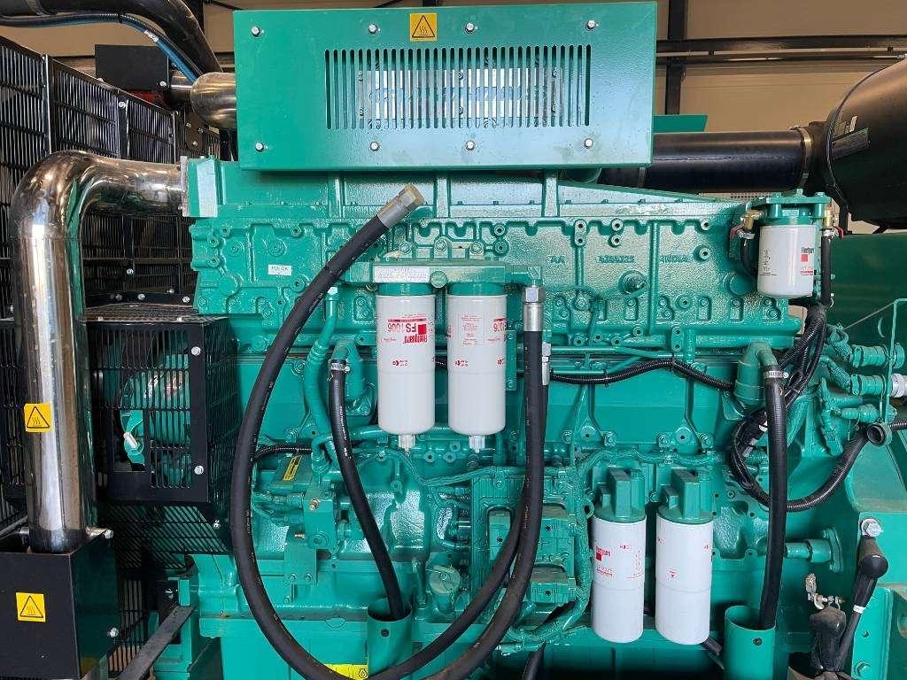 Cummins C900D5 - 900 kVA Surplus Genset - DPX-18527-O Photo 7