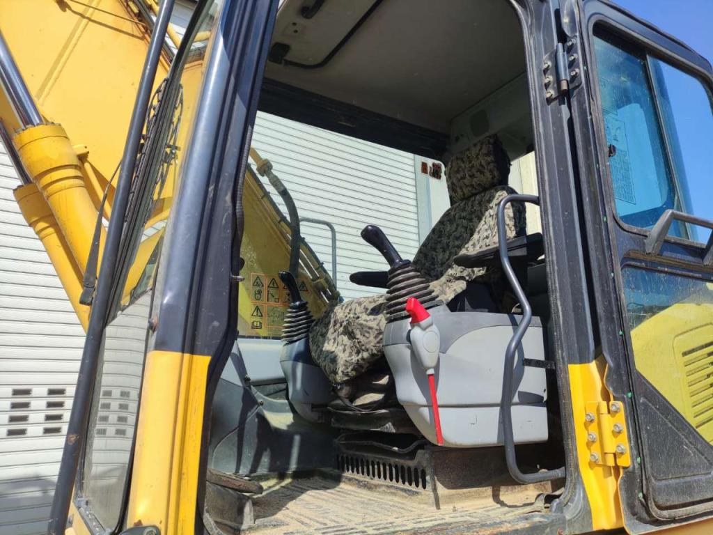 Komatsu PC180NLC-7K Photo 5
