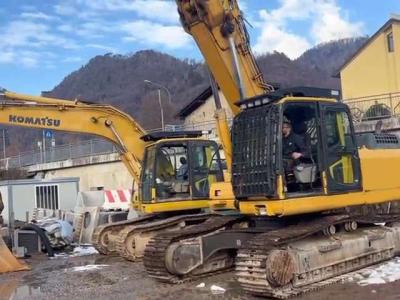 Komatsu PC 350 NLC en vente par Machinery Scanner