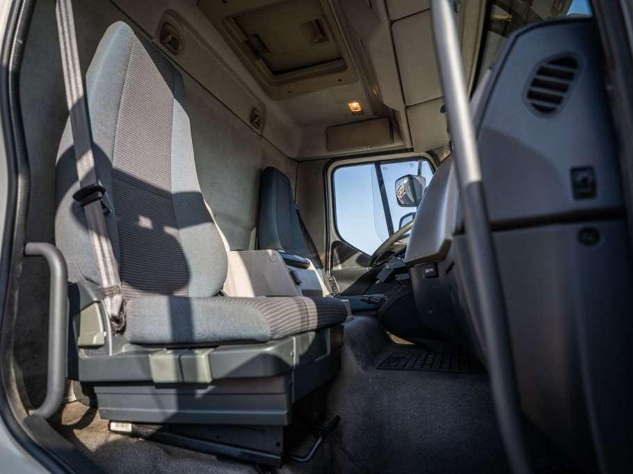 Volvo FLH 290  CARRIER DHOLLANDIA Photo 15