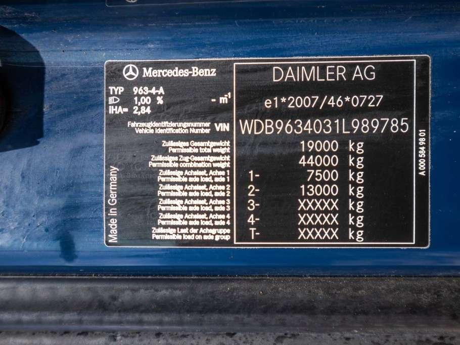 Mercedes-Benz ACTROS 1848 LS Photo 11