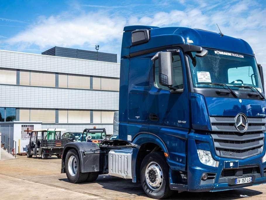 Mercedes-Benz ACTROS 1848 LS Photo 2
