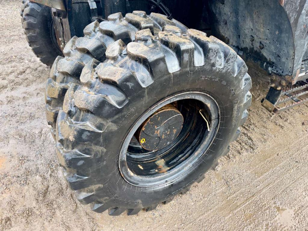 Hitachi ZX140-W3 Photo 13