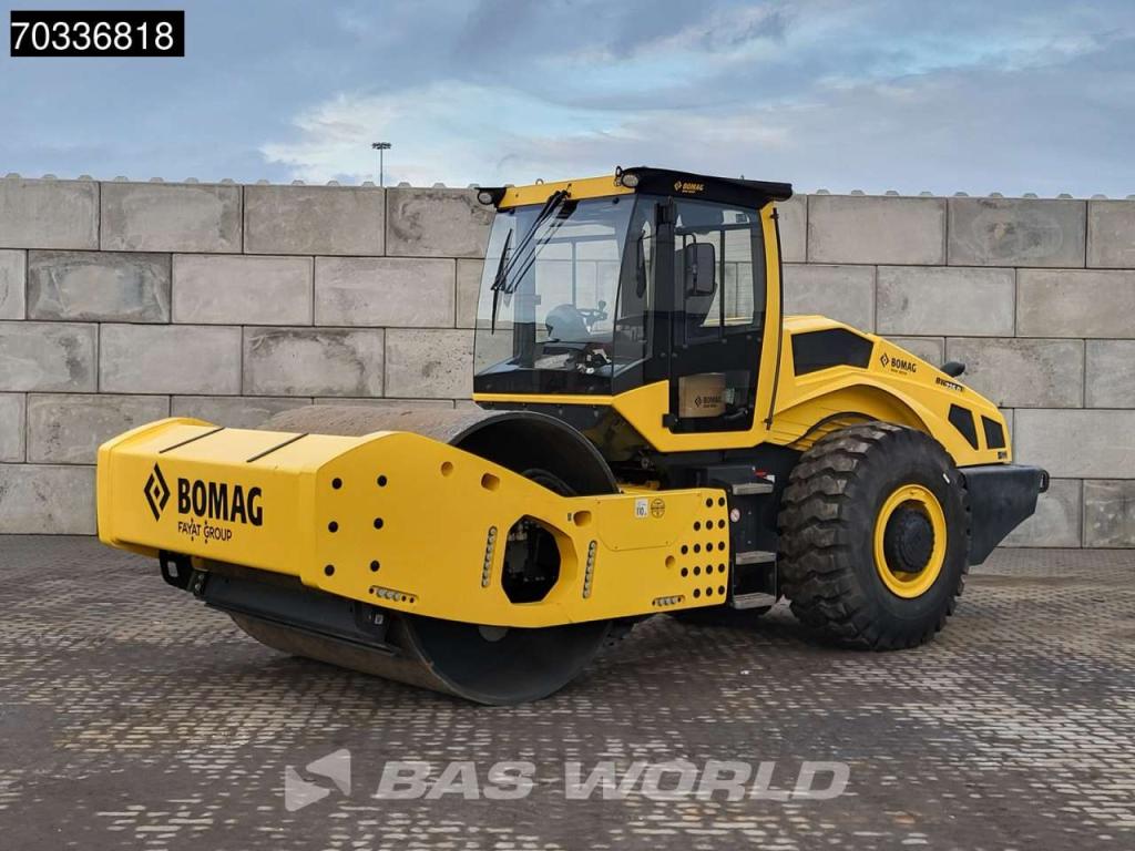 Bomag BW226 D-5 CL Cummins Engine Photo 2