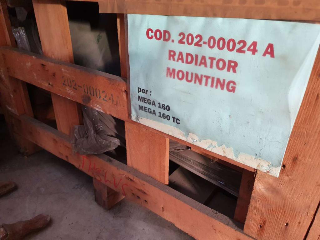 Doosan - Daewoo RADIATORE Photo 1