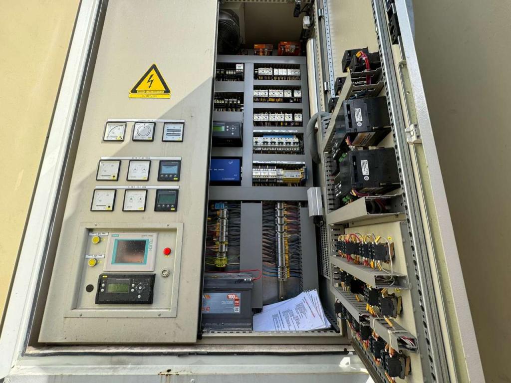 Olympian GEP165 150kVA Generator set on trailer Photo 10