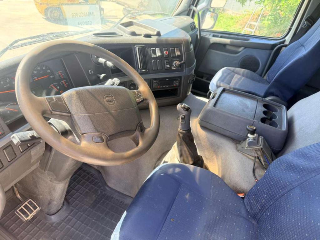 Volvo FM 12 440 Photo 12