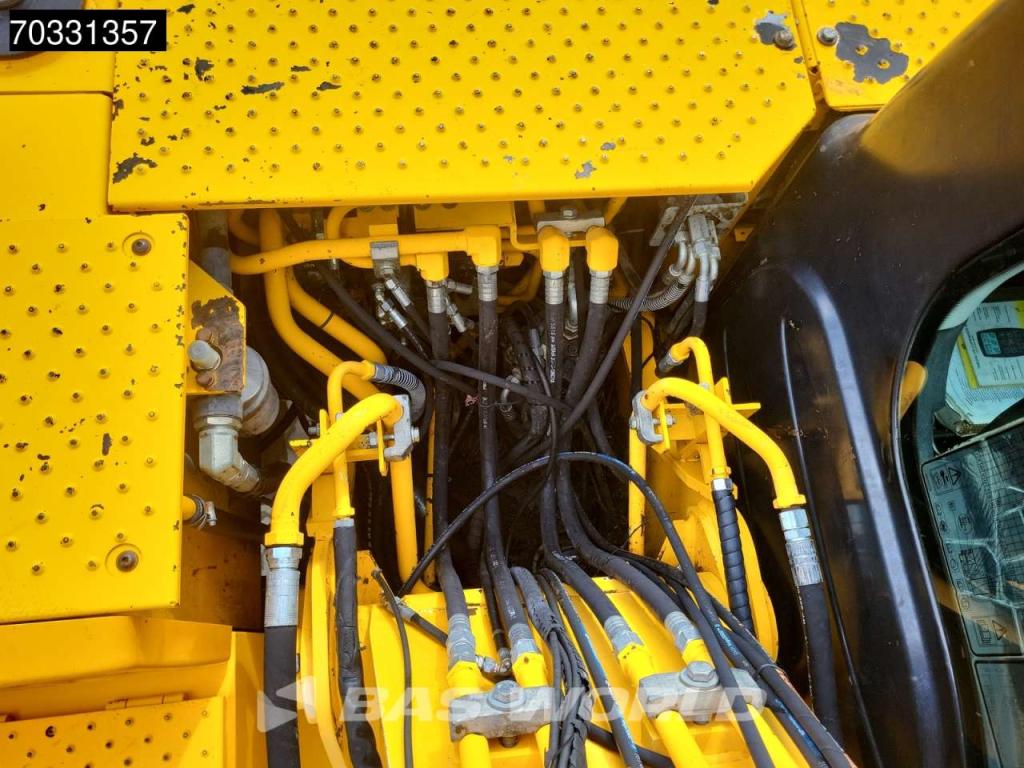 JCB JS145 W Photo 19