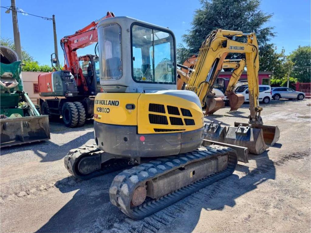 New Holland Kobelco E50.2 SR Photo 6