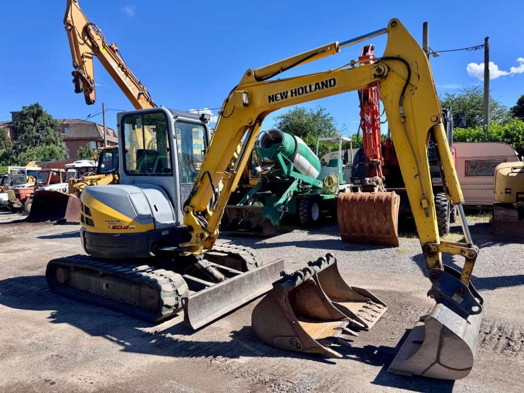 New Holland Kobelco E50.2 SR Photo 7