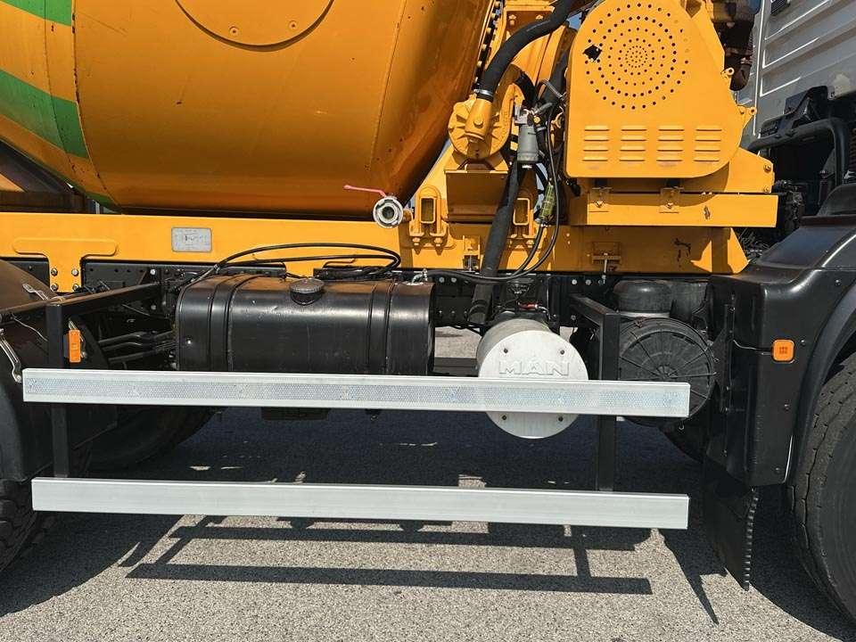 Man TGM 18.330 4X4 Photo 12
