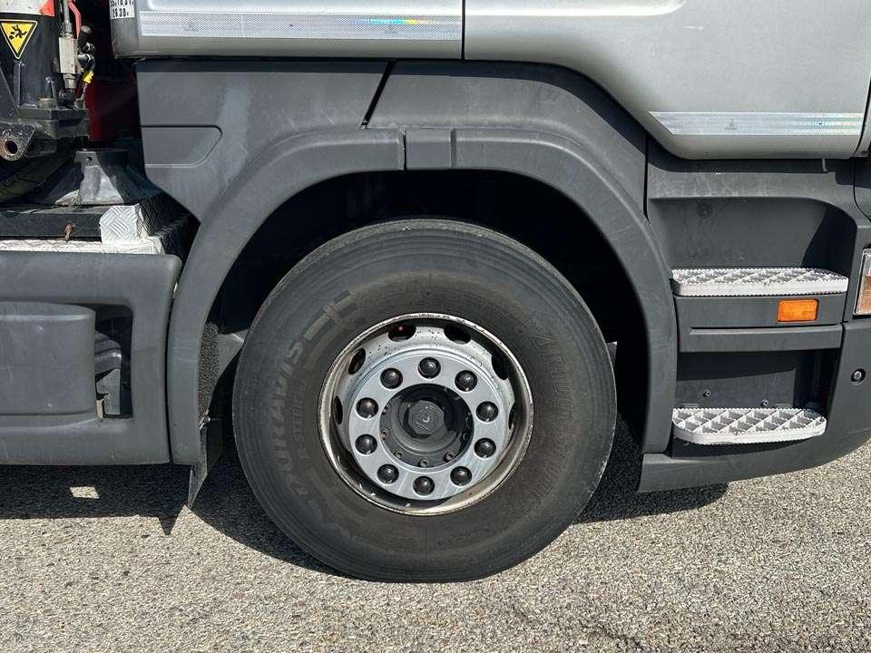 Scania R480 8X2 Photo 13