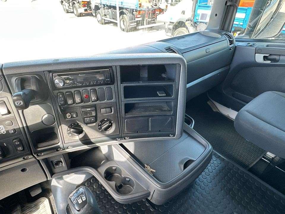 Scania R480 8X2 Photo 21