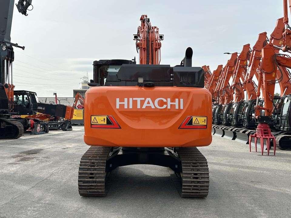 Hitachi ZX180LCN-7 Photo 22