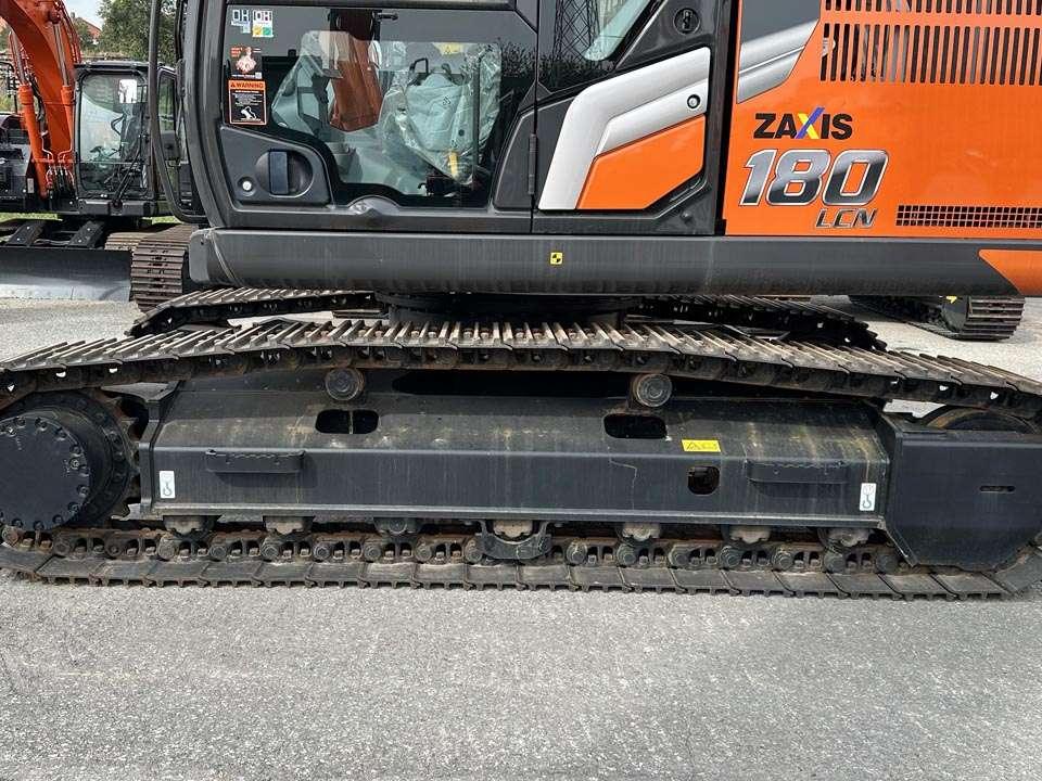 Hitachi ZX180LCN-7 Photo 4