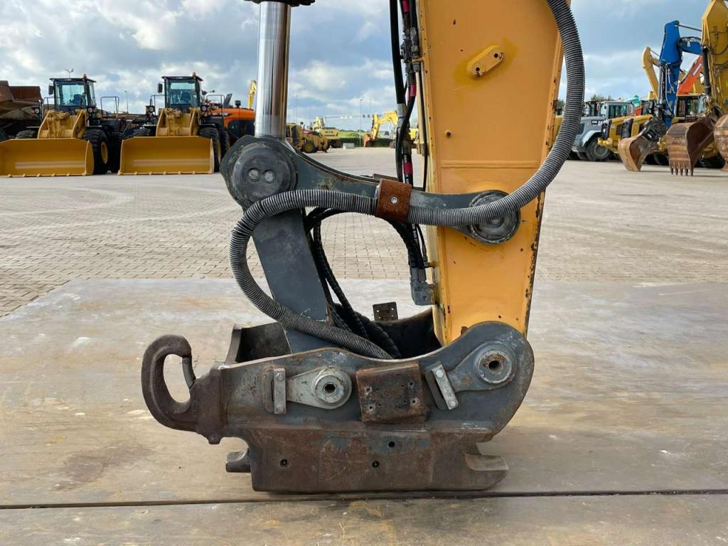 Liebherr R936NLC Photo 11