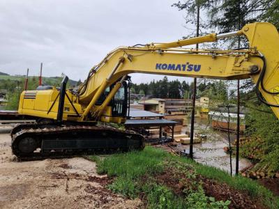 Komatsu PC240NLC-8 en vente par Omeco Spa