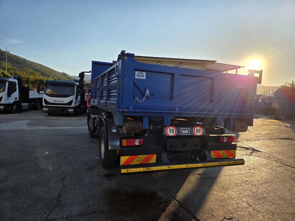 Iveco EUROCARGO CUBE 120-220 Photo 12