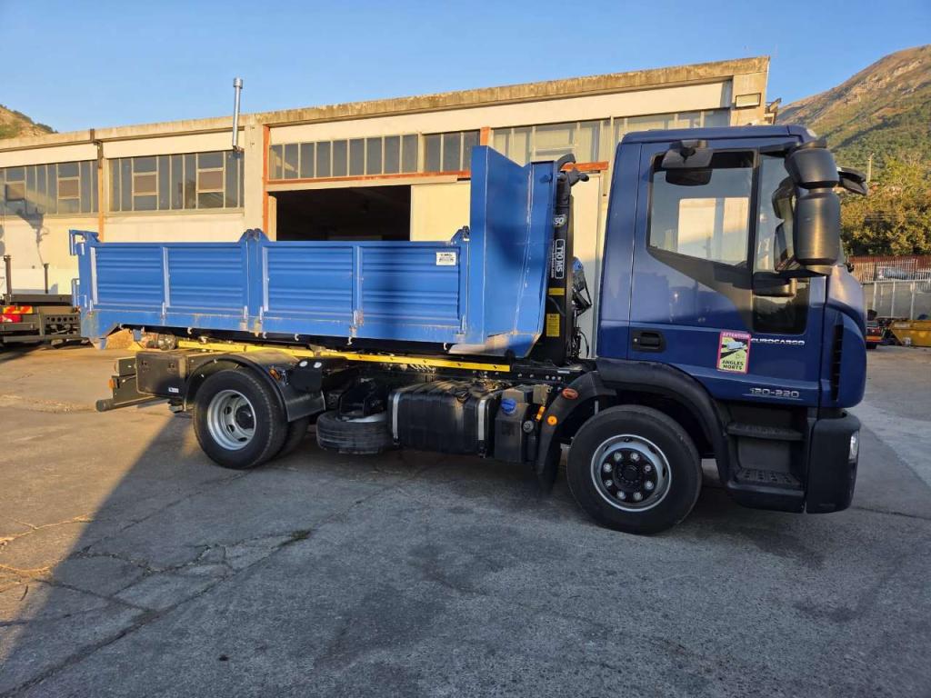 Iveco EUROCARGO CUBE 120-220 Photo 22
