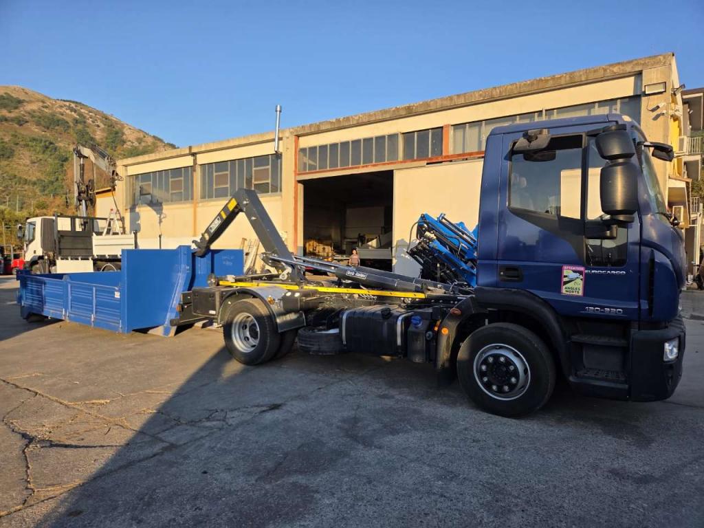 Iveco EUROCARGO CUBE 120-220 Photo 7
