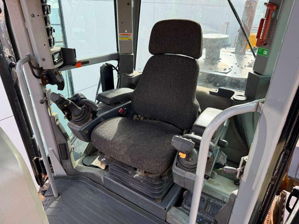 Caterpillar 14M VHP Plus - Joystick Controls / 3 Tine Ripper Photo 8