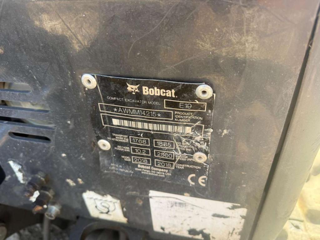 Bobcat E19 Photo 4